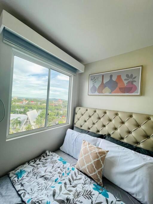 Spacious 2 Bedroom 42Sqm Condo Unit Iloilo City Luaran gambar