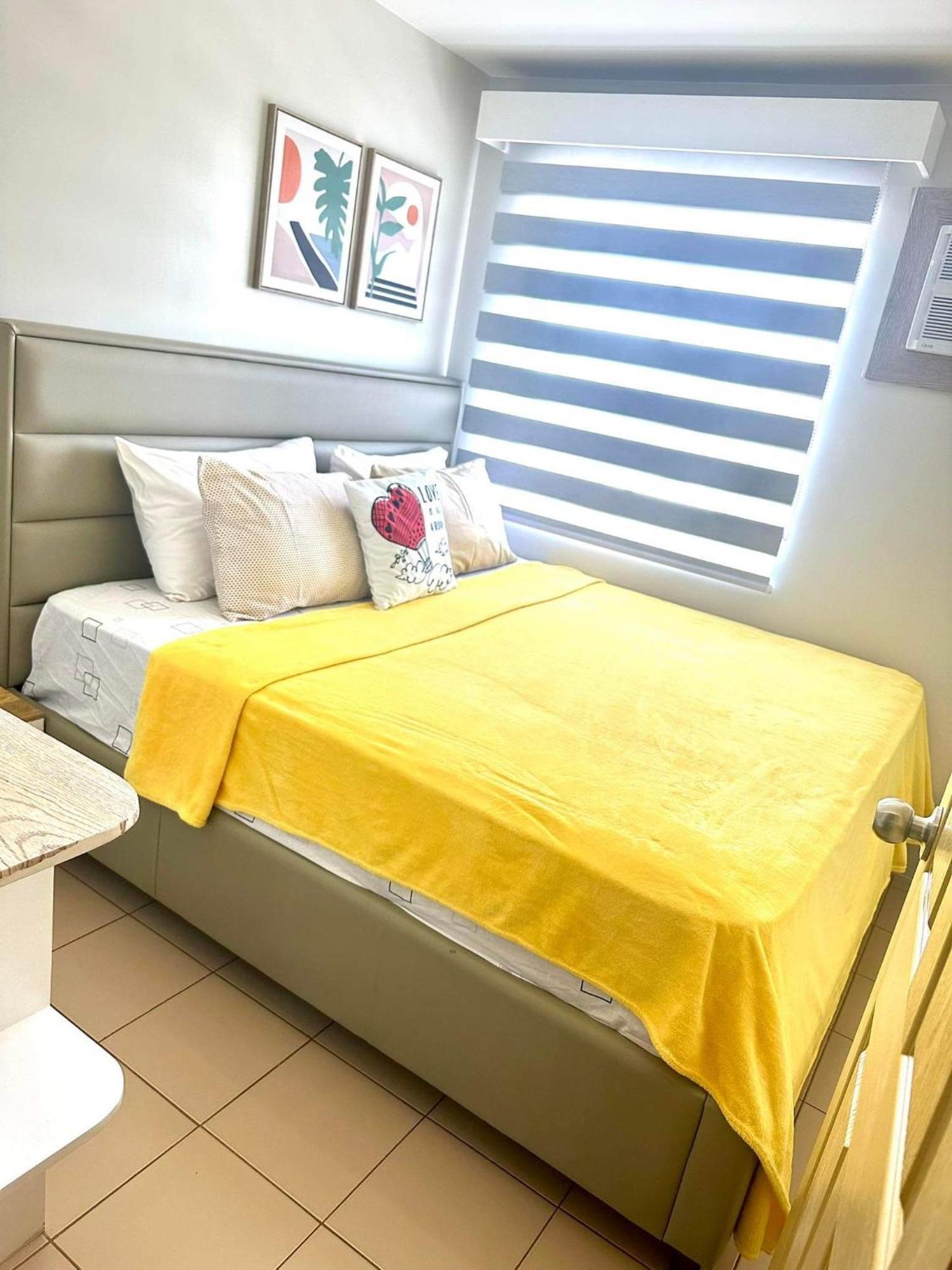 Spacious 2 Bedroom 42Sqm Condo Unit Iloilo City Luaran gambar